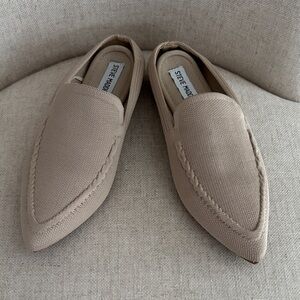 Steve Madden Summons point toe flats